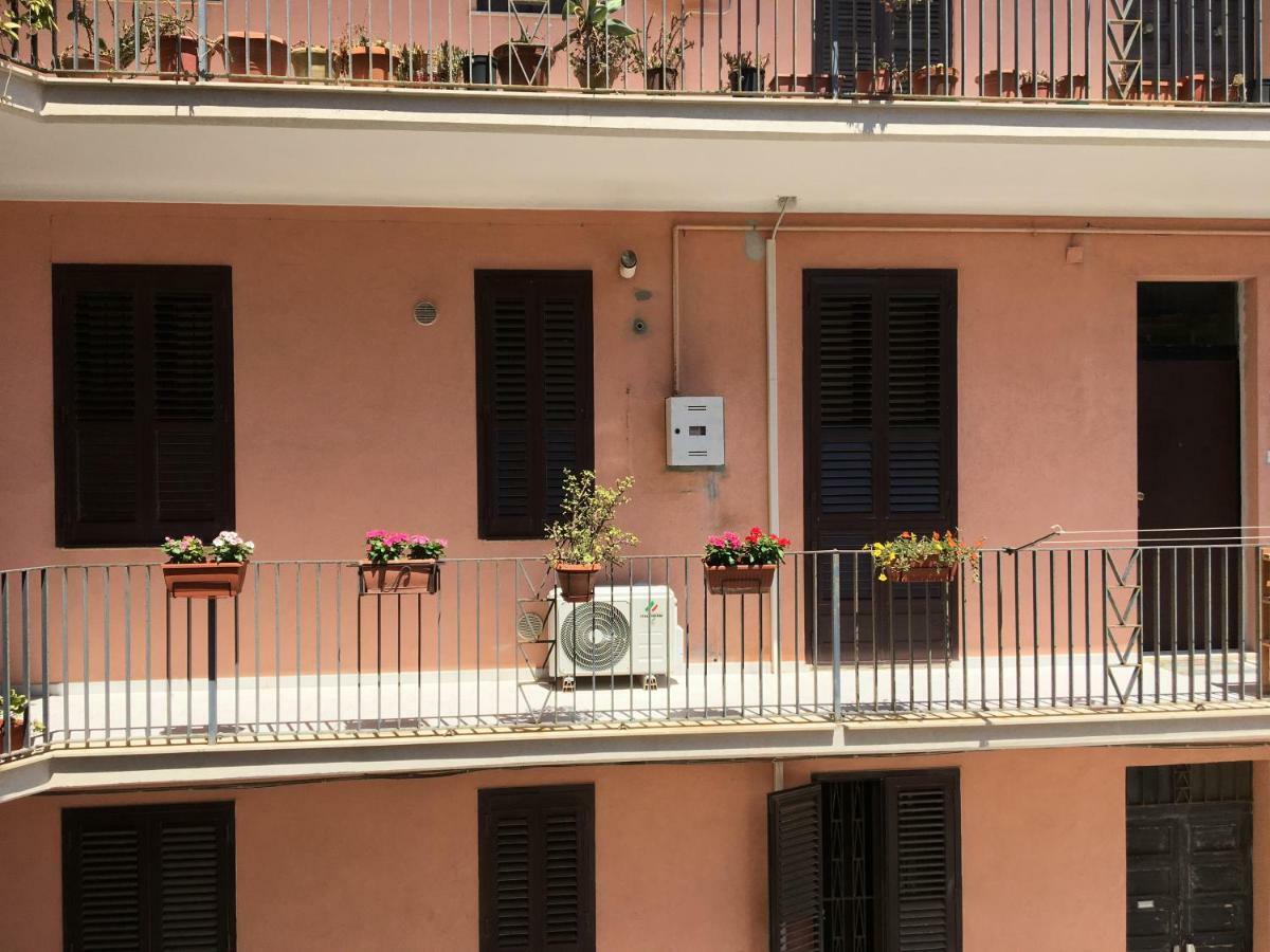 A Casa Di Clara Apartman Szirakúza Kültér fotó