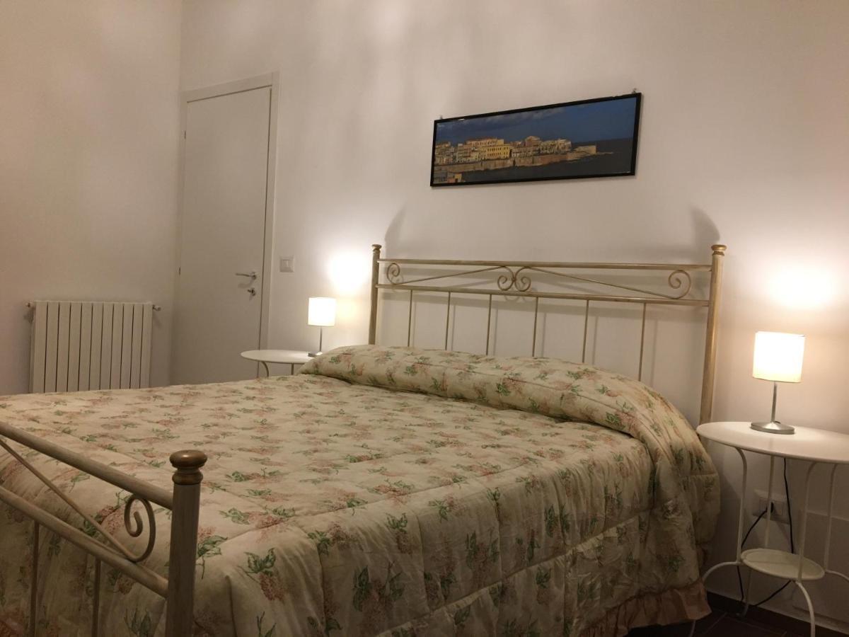 A Casa Di Clara Apartman Szirakúza Kültér fotó